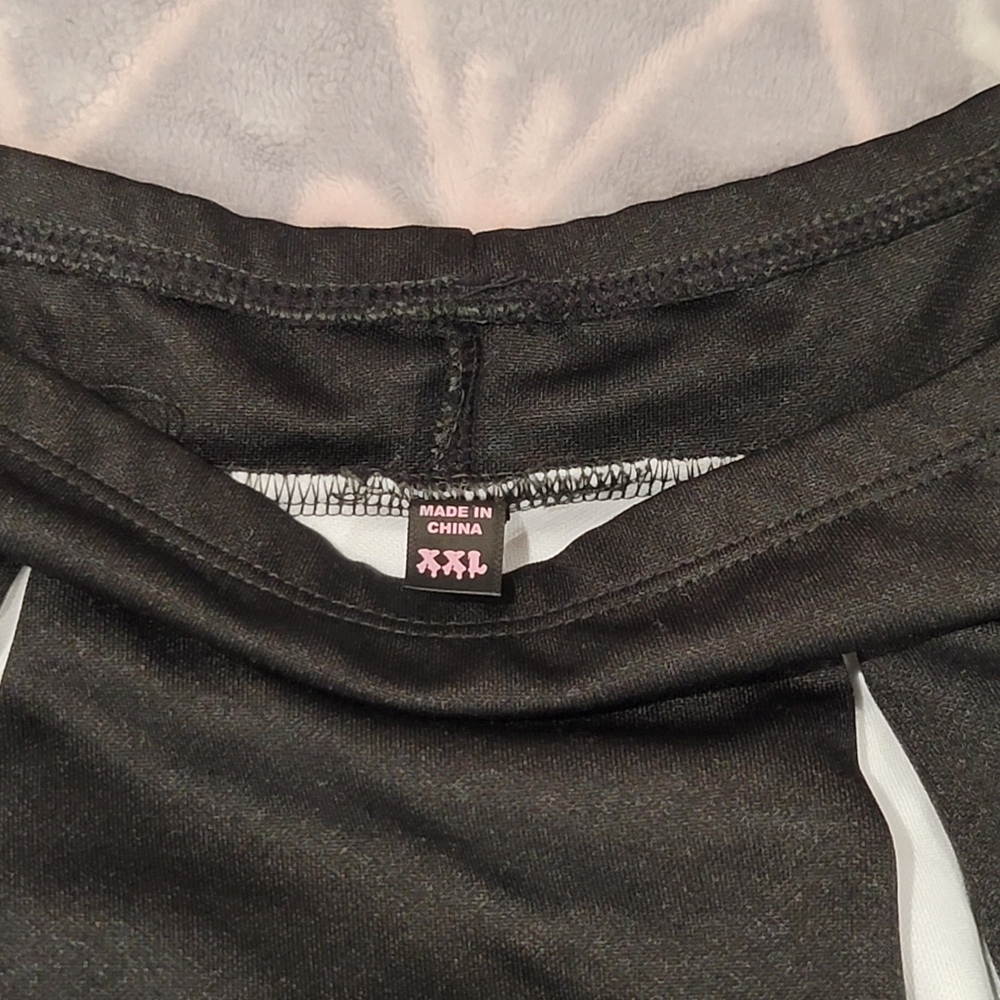 💀🎃Dolls Kill MINI Cheerleader Skirt With Skulls🎃💀 - Picture 2 of 2
